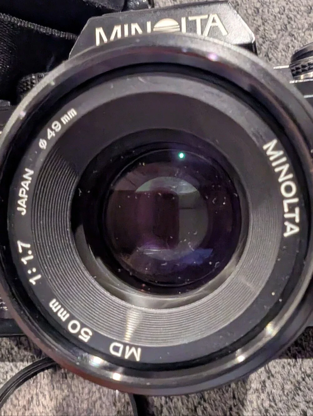 Minolta X-700 MPS SLR Film Camera Black w/ MD 50mm Lens, Filter, Strap, Case